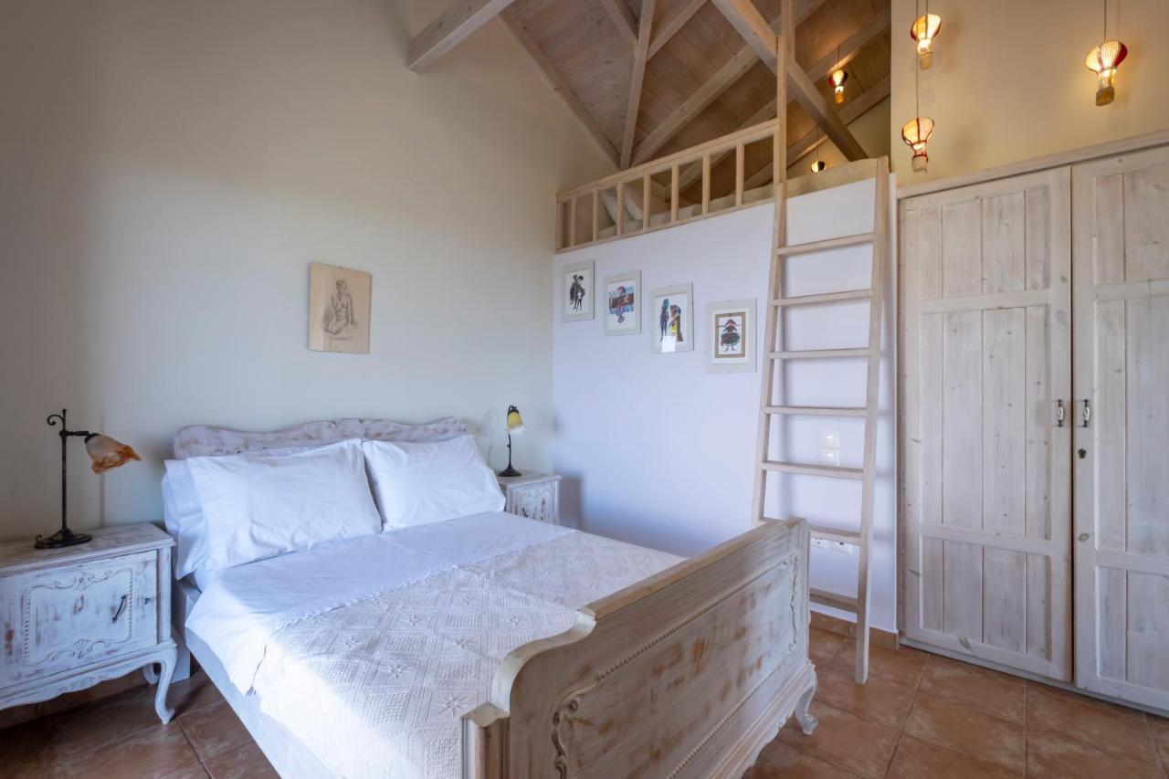 Chamaloni Cottages Финикунда Екстериор снимка