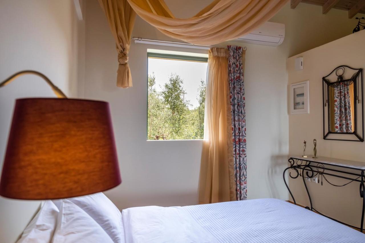 Chamaloni Cottages Финикунда Екстериор снимка
