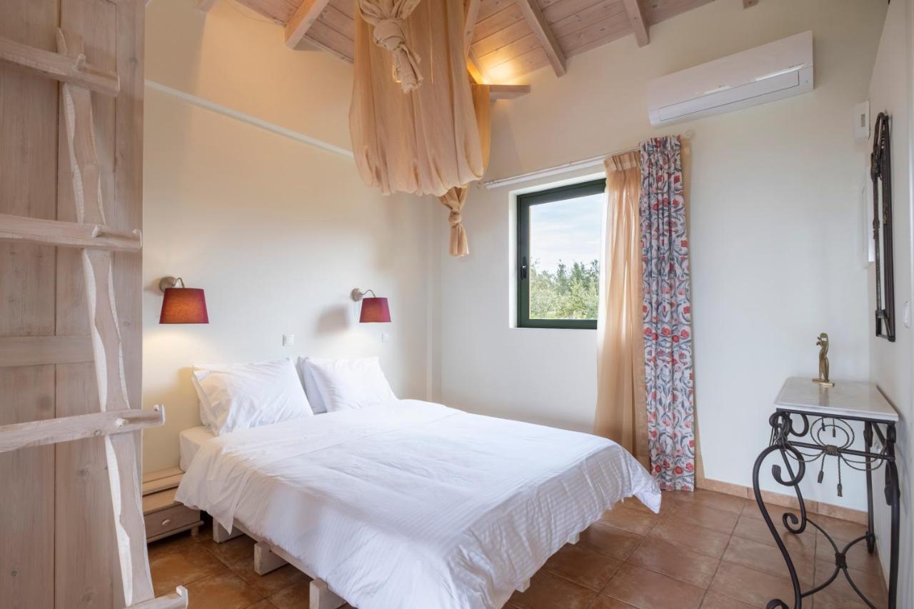Chamaloni Cottages Финикунда Екстериор снимка